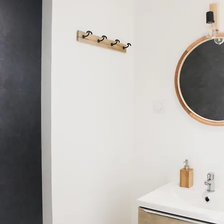 Le Puy Pin, 4 Personnes *