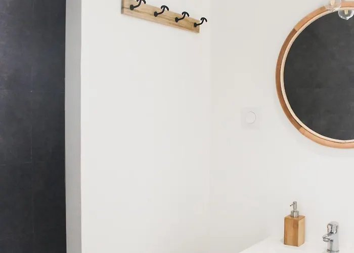 Le Puy Pin, 4 Personnes *